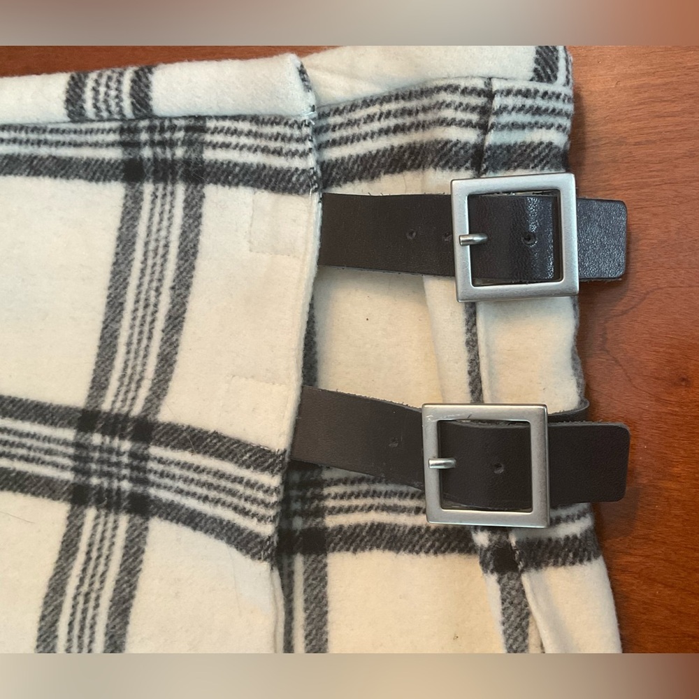 Banana Republic Kilt Wool Blend  Skirt - Picture 13 of 16